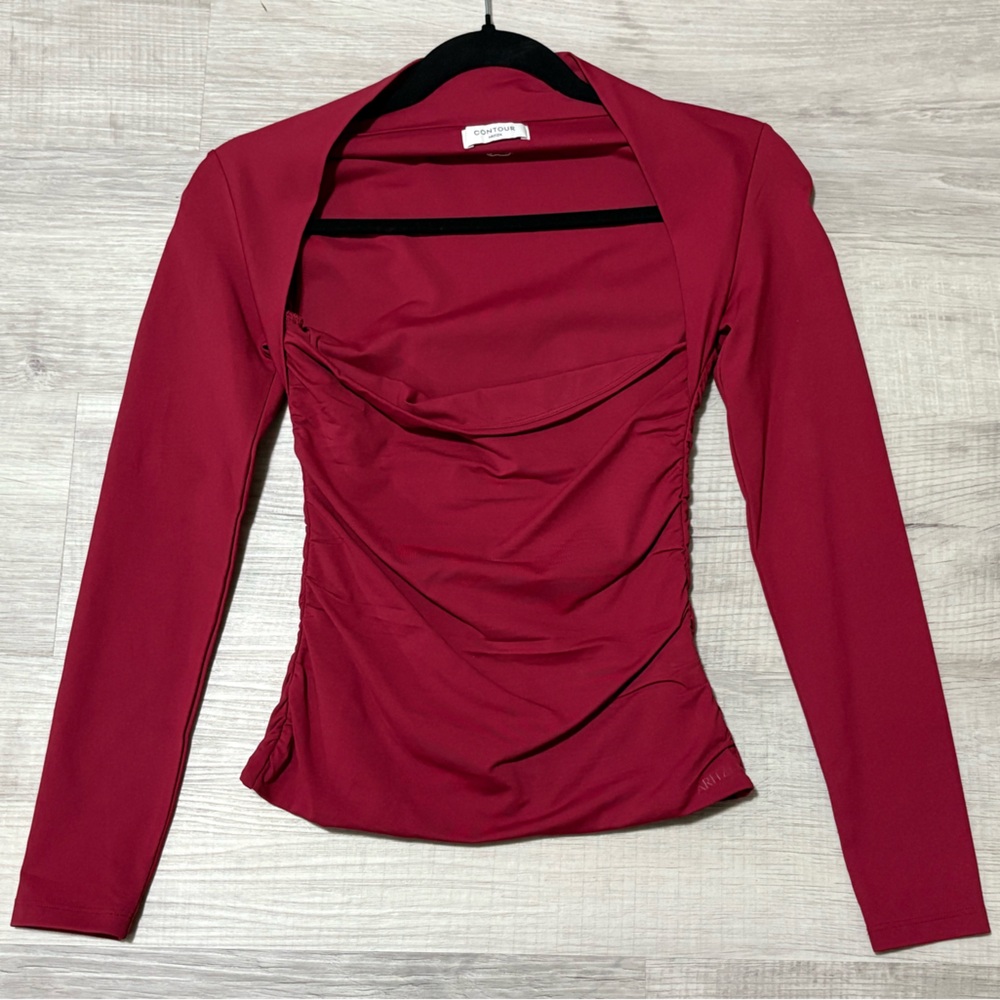 🔥Aritzia Contour Vibrant Red Blouse